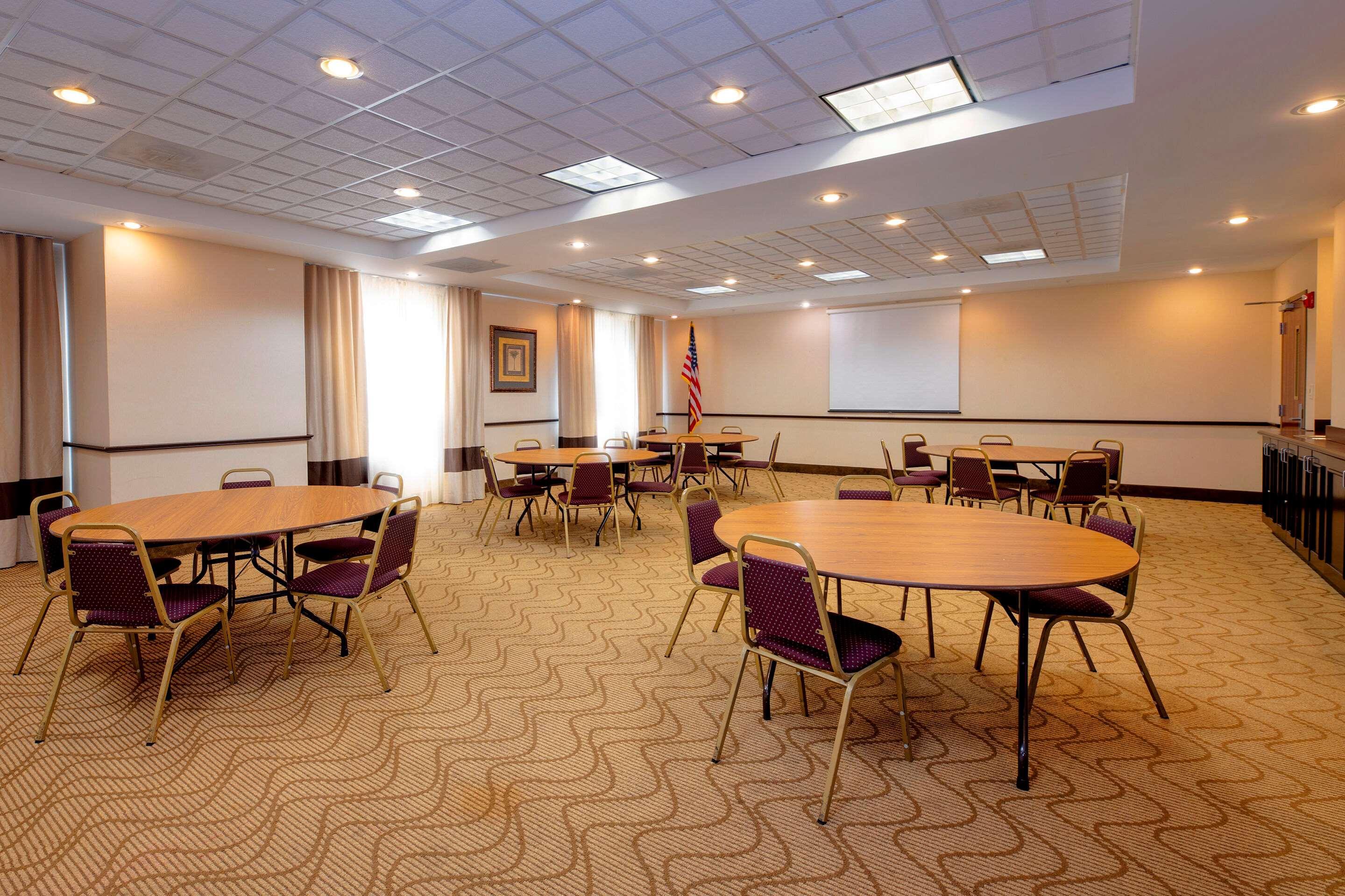 Comfort Inn Near Quantico Main Gate North Dumfries Exterior foto
